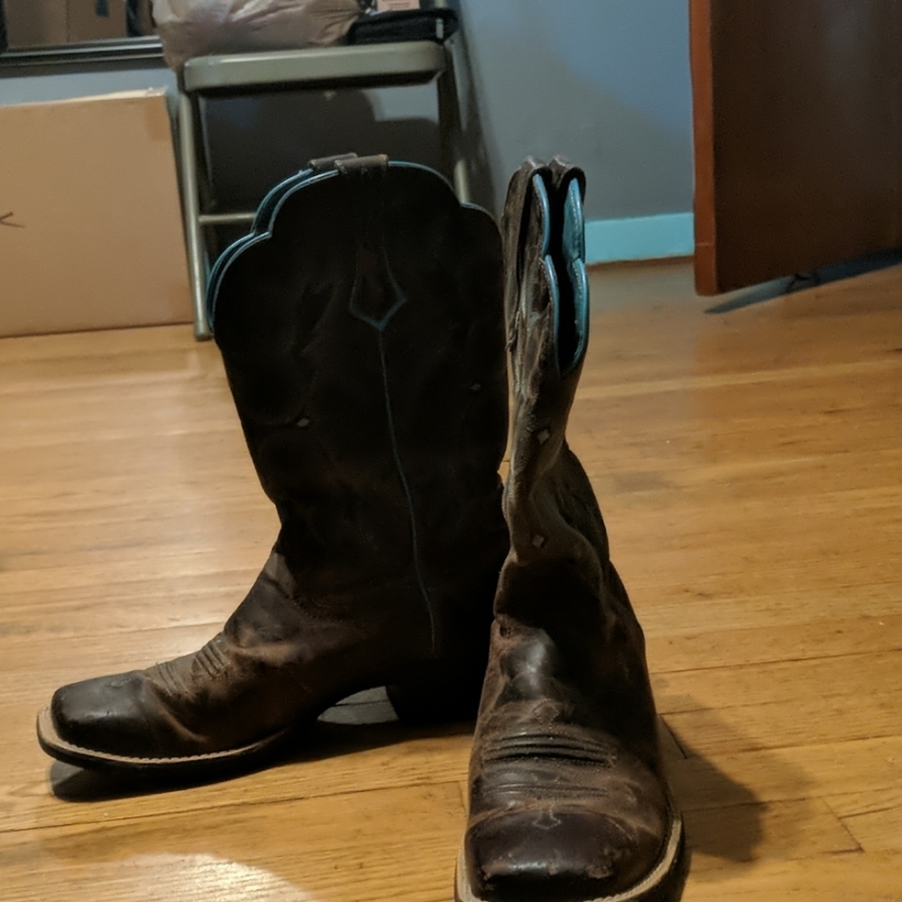 Women's Ariat boots
